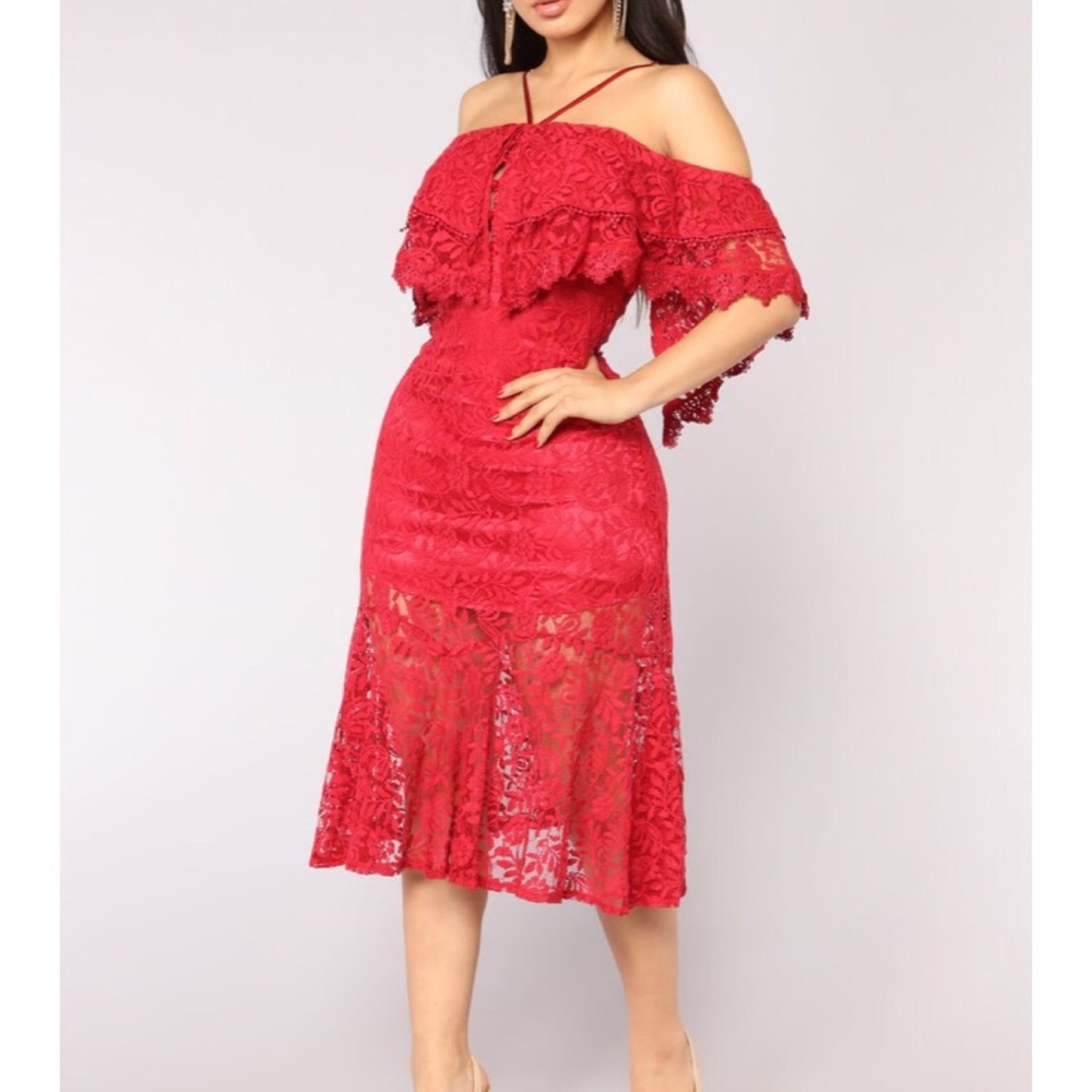🌹🌹 gorgeous red burgundy lace dress
